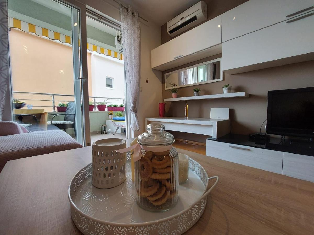 Apartment Vira Makarska Esterno foto