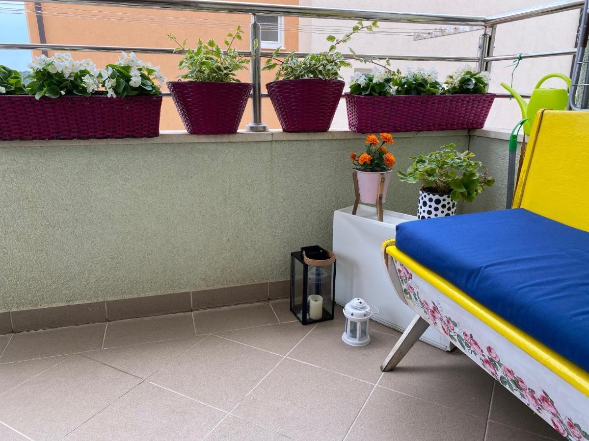 Apartment Vira Makarska Esterno foto